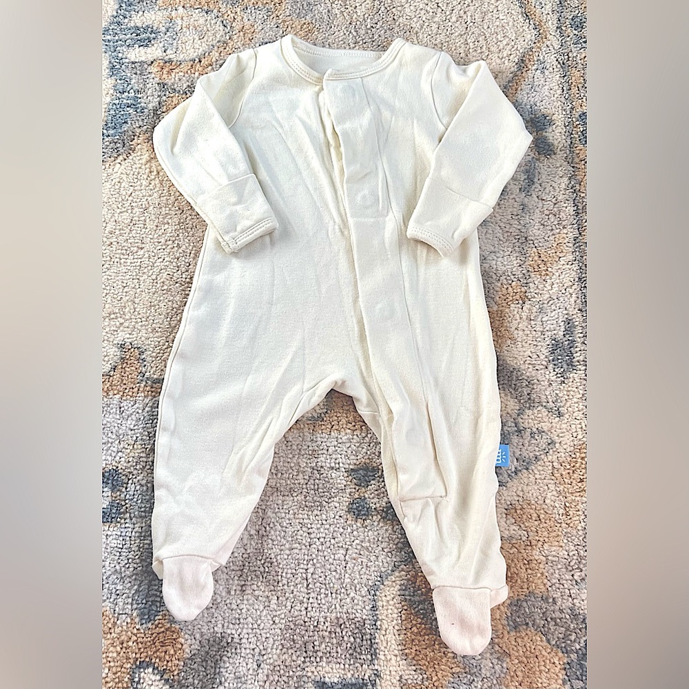 Magnetic me organic cotton footed onsie, size 0-3 months, cream color